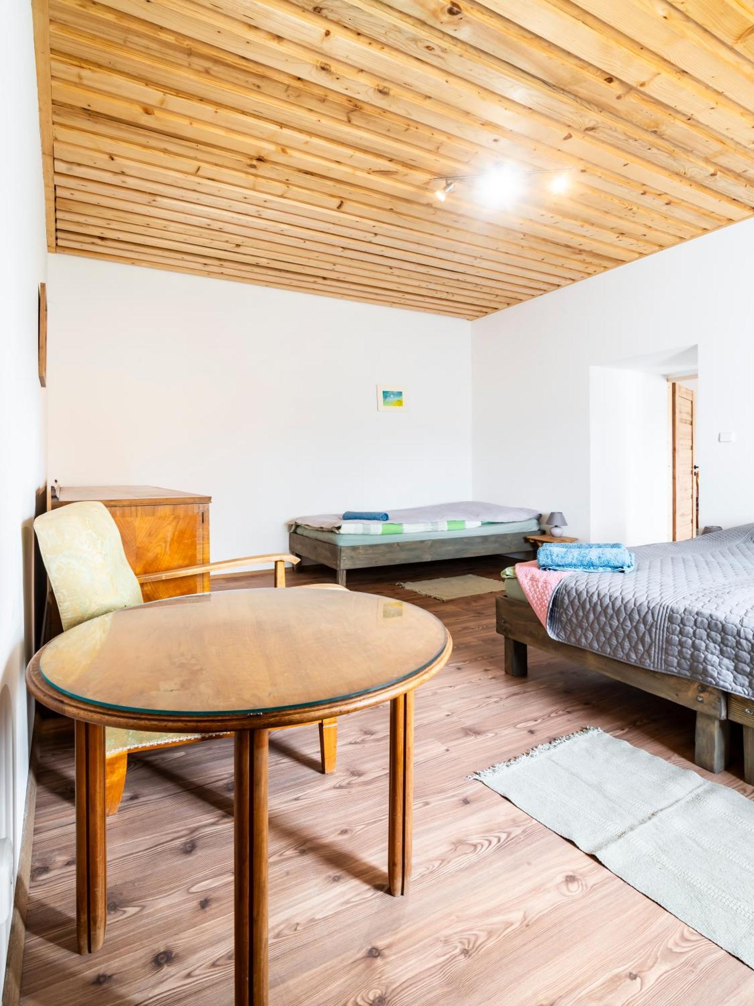 Dvur Dolenec Apartment Rohoznice  Exterior foto